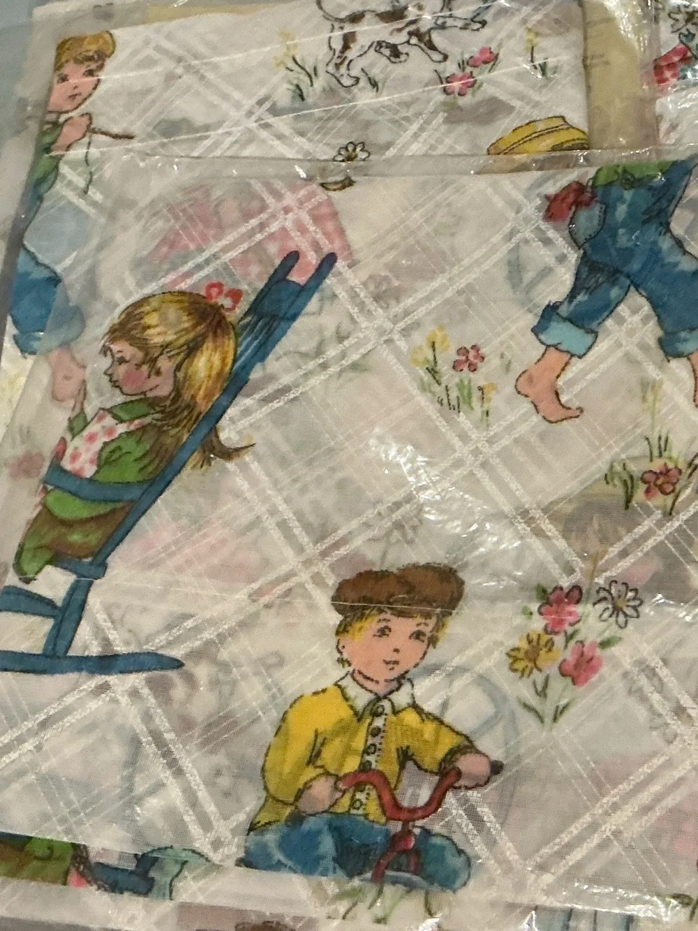 New in Package Old Stock Vintage Happy Windows 2 Sets